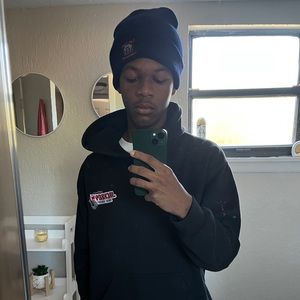 Meet your Posher, Cameron